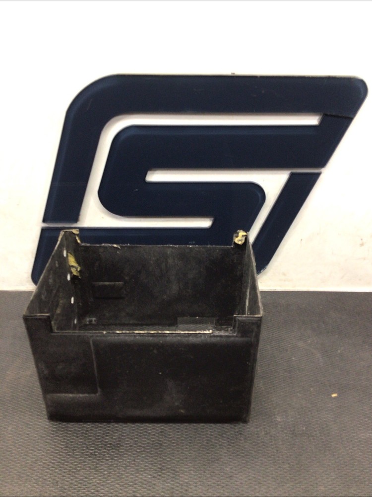 2008 Hyundai Sonata - Battery Insulator