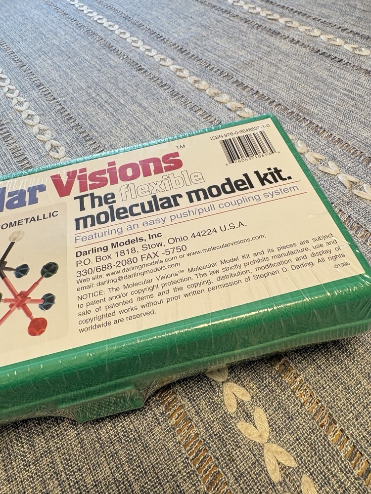 Molecular Visions The Flexible Molecular Model Kit by Darling Models 1996