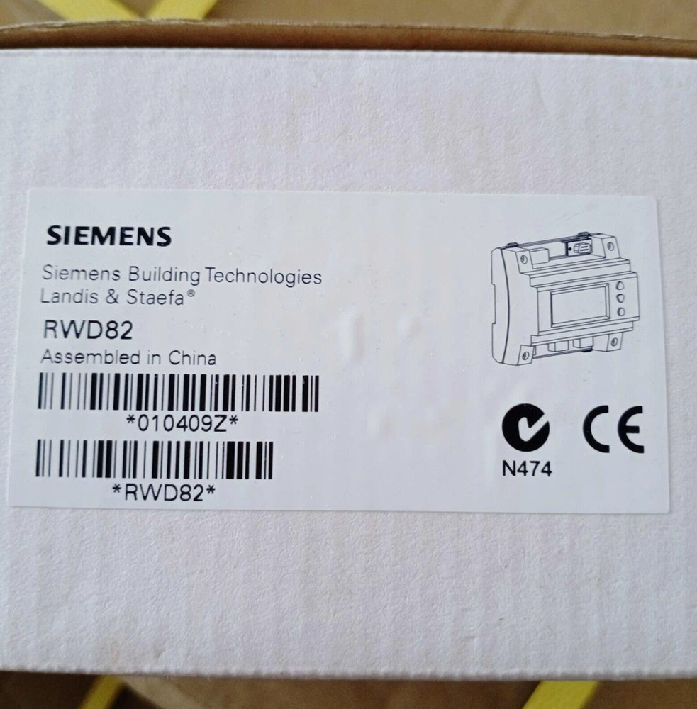 1PC New For RWD82 temperature controller amk