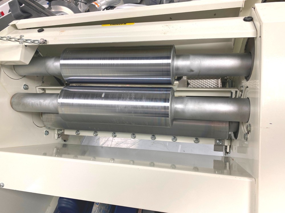 Dough Roller/ Anets SDR 21P Double Pass Through Dough Roller/ 115V