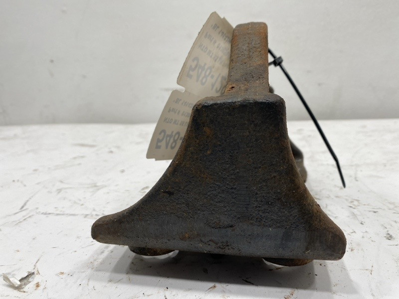 Freightliner MT55 Engine Mount 0130509000 (548-12969)