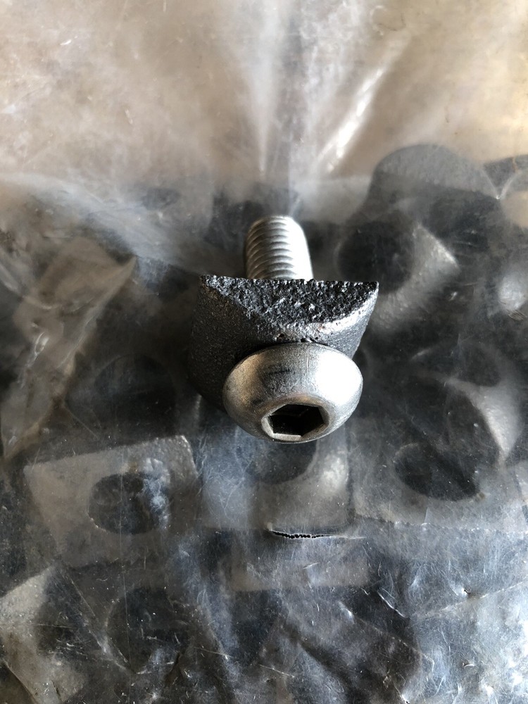 Segment Valve Screw Bolt Stainless And Washer 65 Total