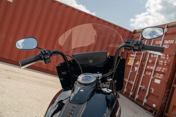 Willie & Max 59513-00 Universal Revolution Windshield Bag - Black