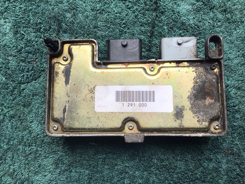 Triumph Tiger 955i ECU 2004