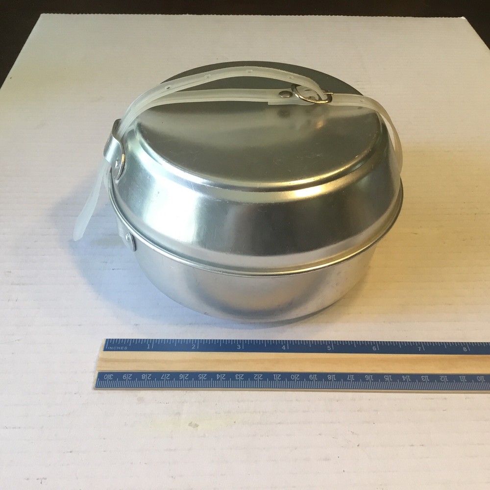 Camping - Hiking Mess Kit - 2 Cup - 2 Plate - 2 Handles - Main Pot.