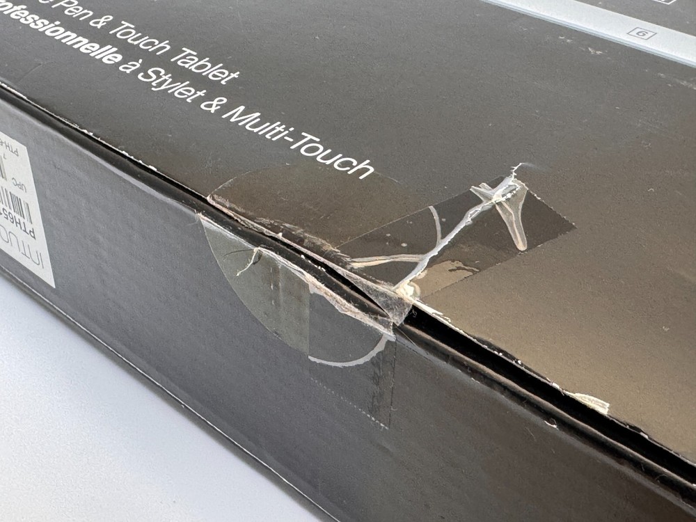 Wacom Intuos Pro Special Edition Medium with Pen (Multi-Touch NOT WORKING)