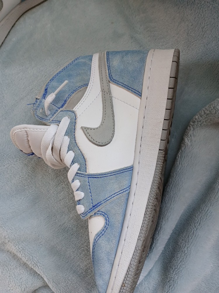 NIKE AIR JORDAN ROYAL GREY