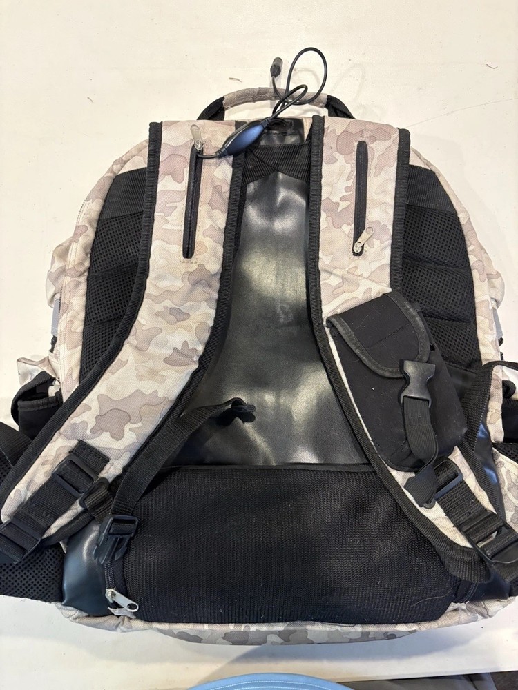 Grenade Fatigue Project Camo Snowboard Backpack Bag W/lunch Box READ DESCRIPTION