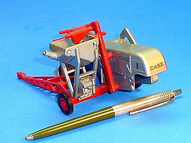 ERTL CASE COMBINE 2421U