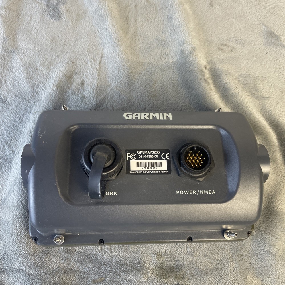 GARMIN GPSMAP 3205 GPS CHART PLOTTER FISHFINDER RADAR MFD Head Unit Only