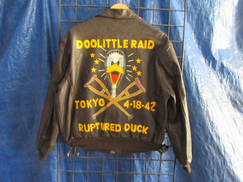 WWII DOOLITTLE RAID RUPTURED DUCK PAINTED LEATHER FLIGHT JACKET SIZE 44R