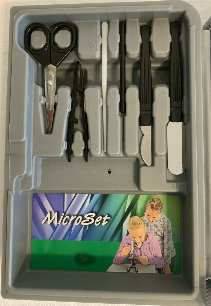 BRESSER JUNIOR Biotar DLX 300x-1200x Microscope with Case