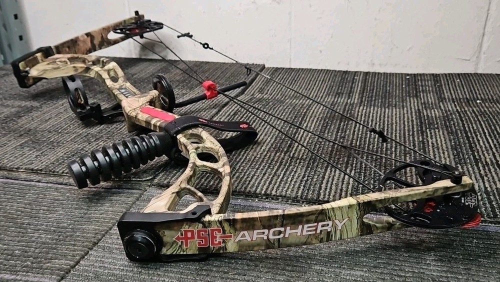 PSE Archery Rally Hunting & Target Compound Bow with Soft Case