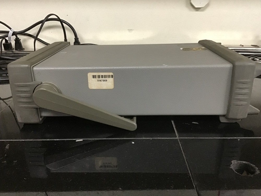 HP 33120A 15MHz Function / Arbitrary Waveform Generator