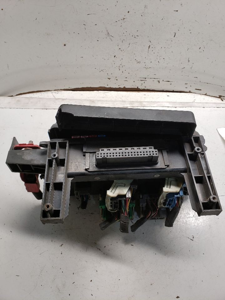 Used Fuse Box Engine fits: 2005 Chrysler 300 engine compartment Grade A