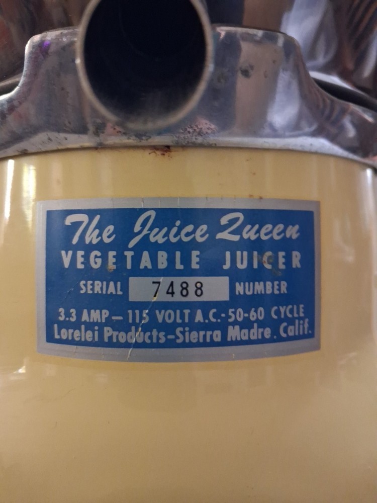 The Juice Queen Vegetable Juicer