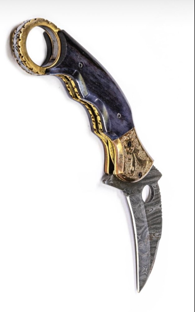 Damascus Steel Blade Knife