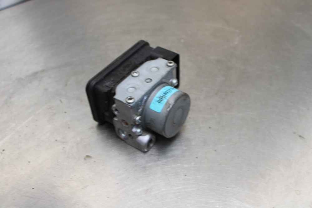 15-18 HONDA CB300F CB300 ABS PUMP UNIT MODULE