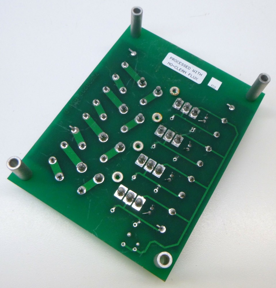 Grayhill 70AD3237 4-Channel I/O Module Rack