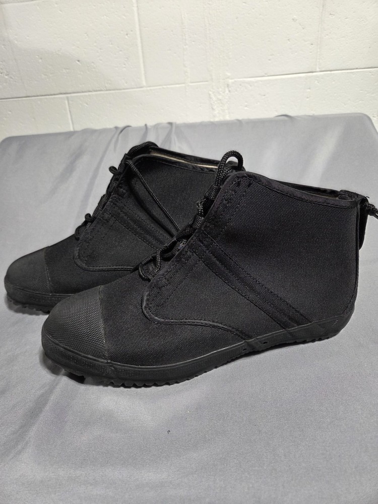 DUI SCUBA Drysuit Rockboots – Size: 5
