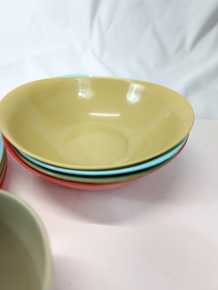 Mid Century Plastic Dinnerware Set Service for 4 22pc Arnoldware Sterilite