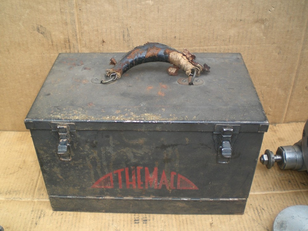 Themac J6 tool post grinder set