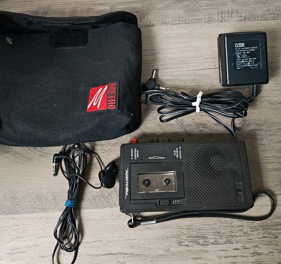 Realistic Micro-Minisette 14-1016A Microcassette Recorder 2-Speed Tested WORKING