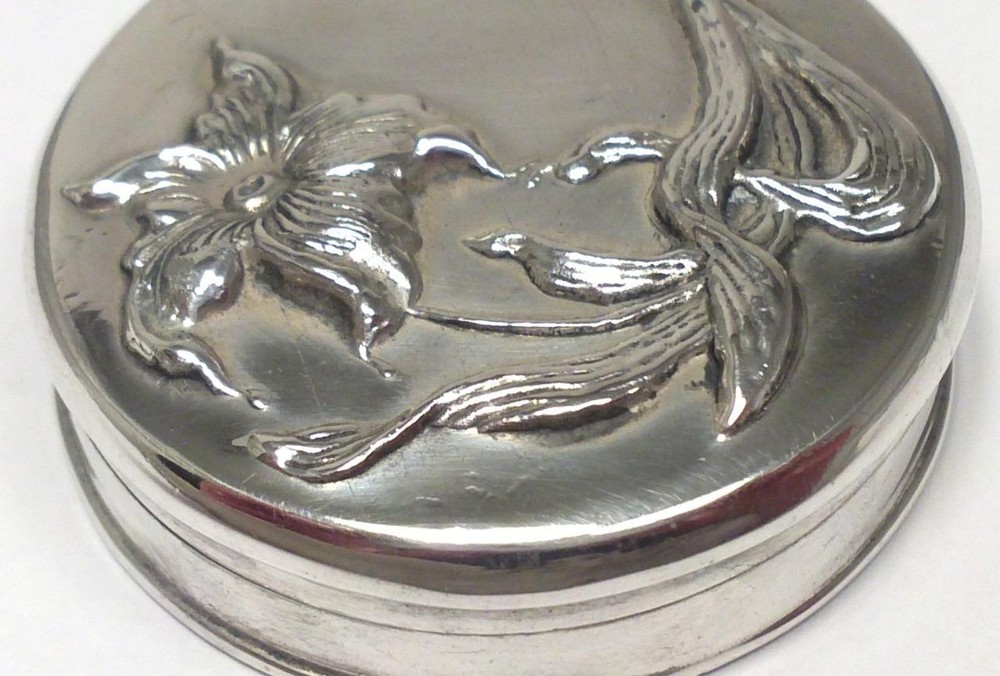 Vintage Sterling Silver Pill / Trinket Box – Hallmarked 1994
