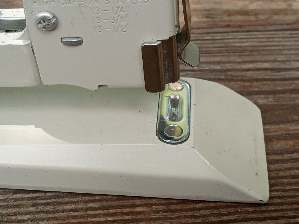 VINTAGE SWINGLINE No. 13 STAPLER (TESTED WORKING)