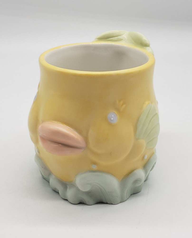 REED & BARTON Ceramic SEA TAILS Fish Cup Mug YELLOW