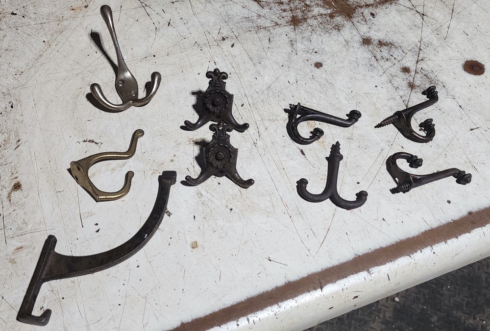 Misc.. Old Coat  Hooks  Vintage Rustic   lot X (9)