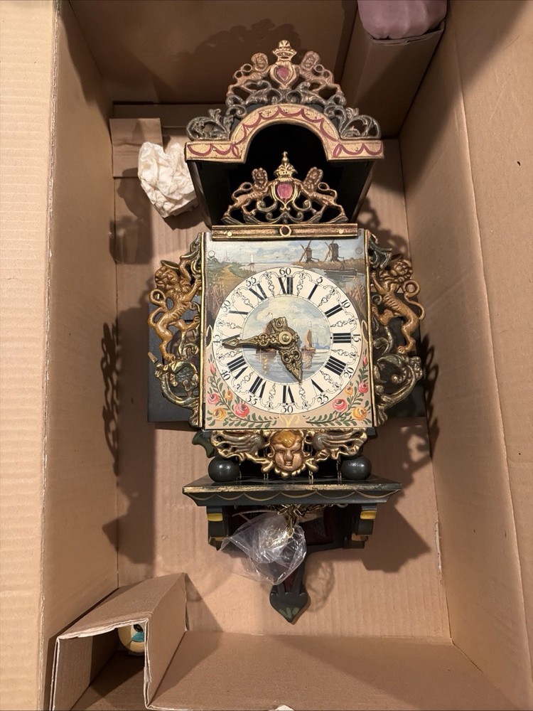 Motif Dutch Clock