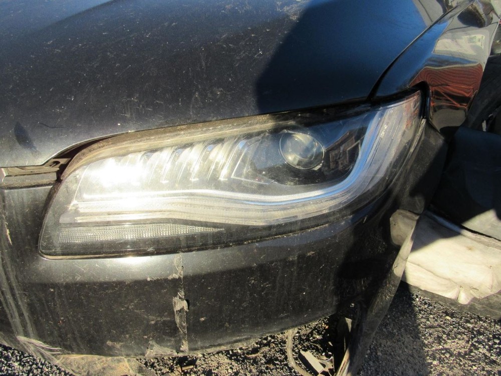 MKZ 2020 Glove Box 1008161