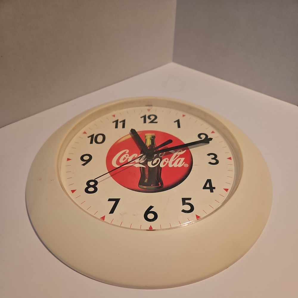 Vintage Coca Cola 1997 Wall Clock Tested & Working