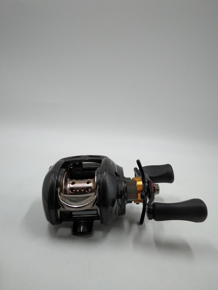 DAIWA BLAZON 100SH Bait Reel Used