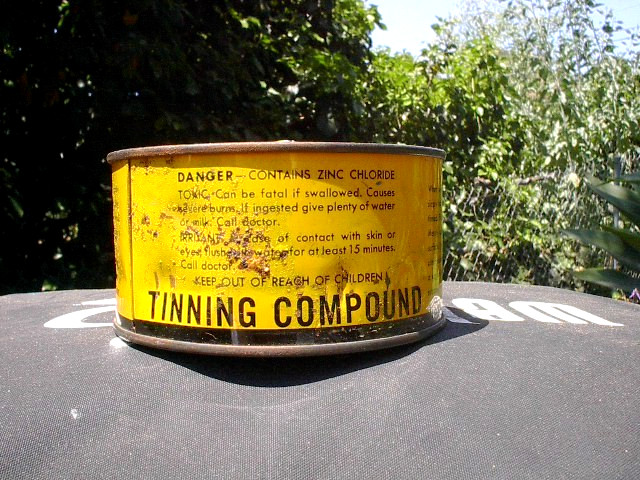 ANTIQUE DUTCH BOY TINNING COMPOUND EMPTY TIN CAN.