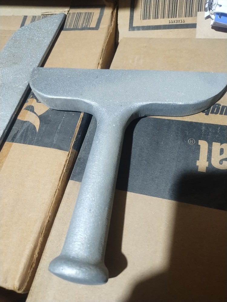 Aluminum chisel set for decorative concrete