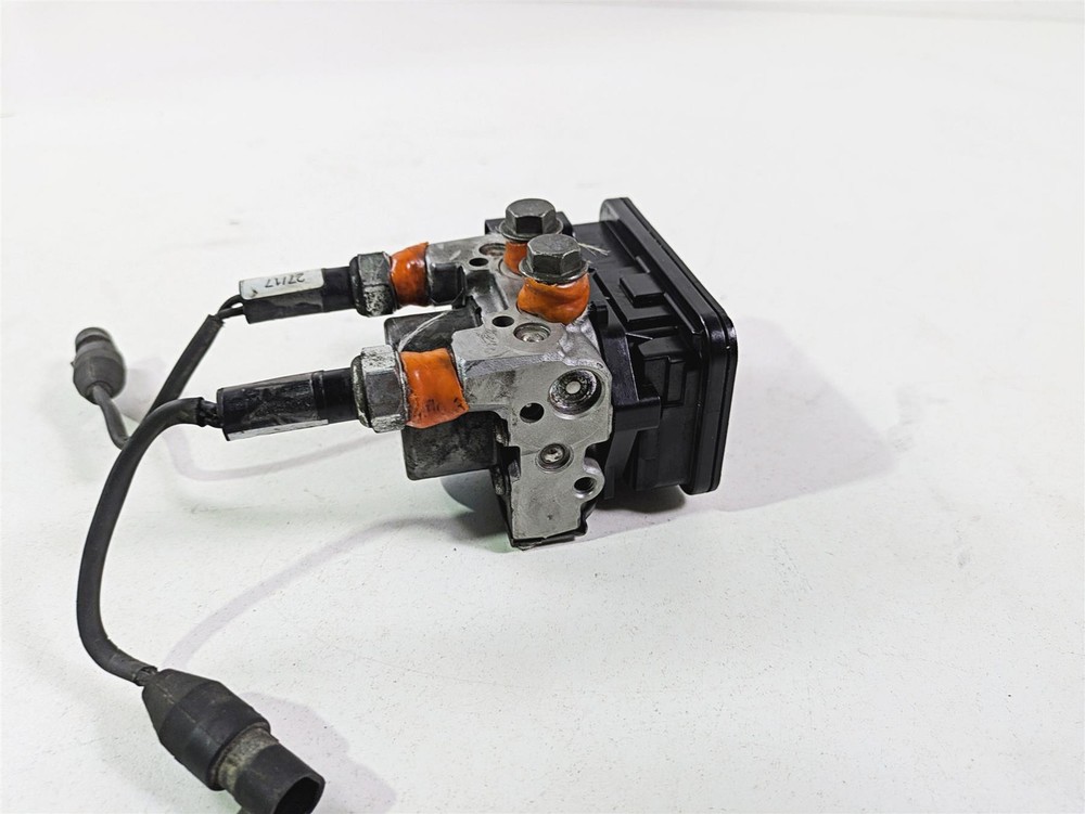 2017 Indian Chieftain Limited Abs Brake Pump Control Unit Module 2204981