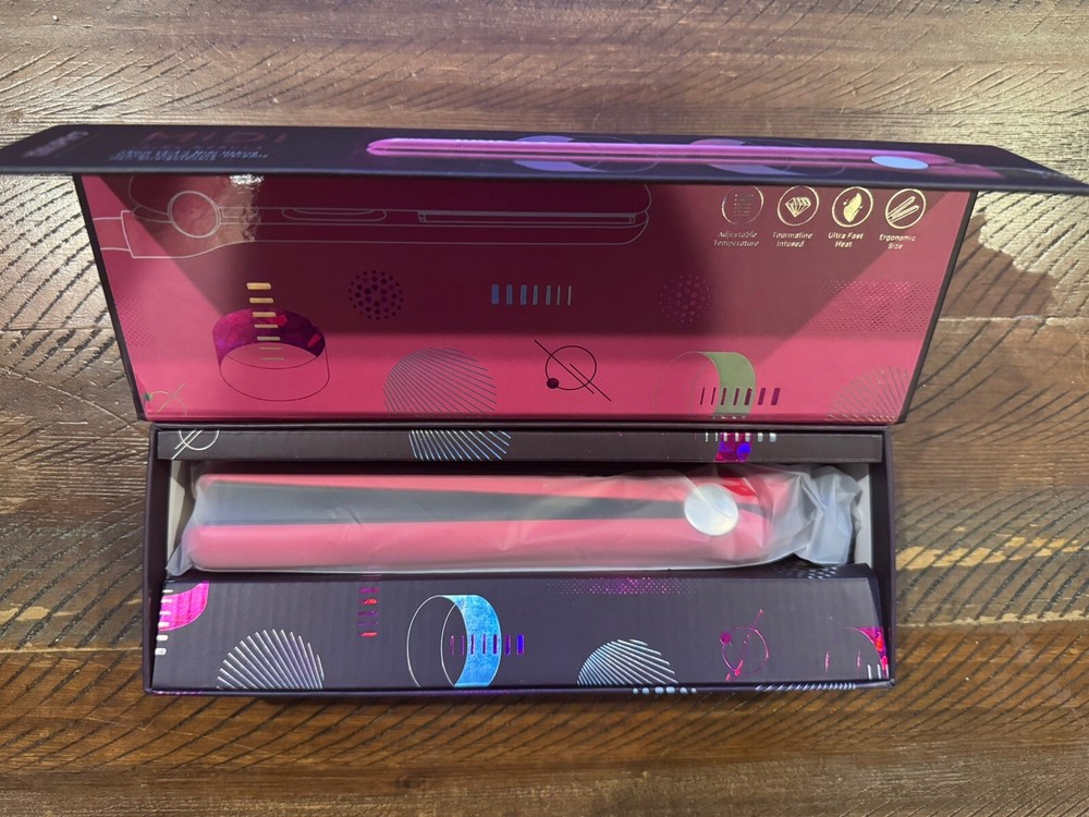 MIDI TiriPro Pink Nebula travel flat iron