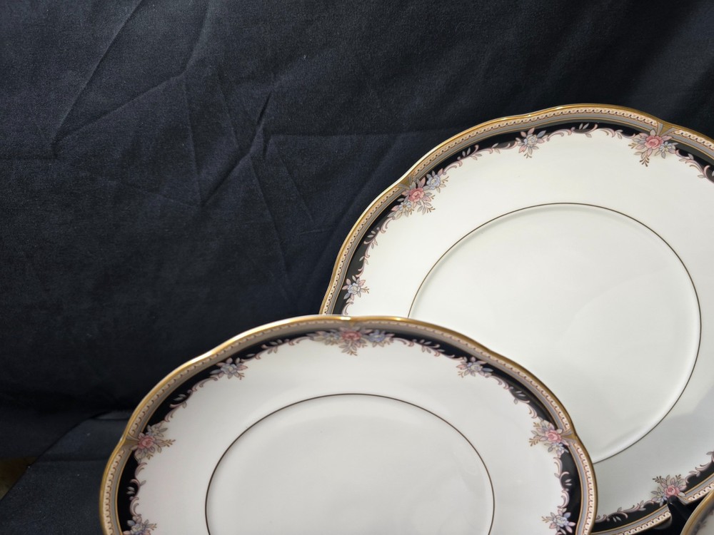Noritake Palais Royal 5 Piece Place Setting
