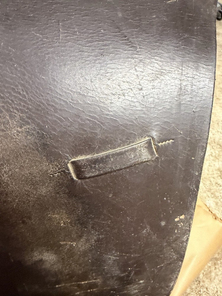 Silver Fox 17" English Saddle