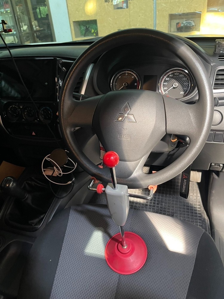 Steering Wheel Holder Stand Tool - Adjustable Alignment tool