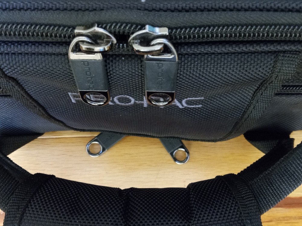 Protec Pro-Pac Violin Case Brand New Full Size 4/4