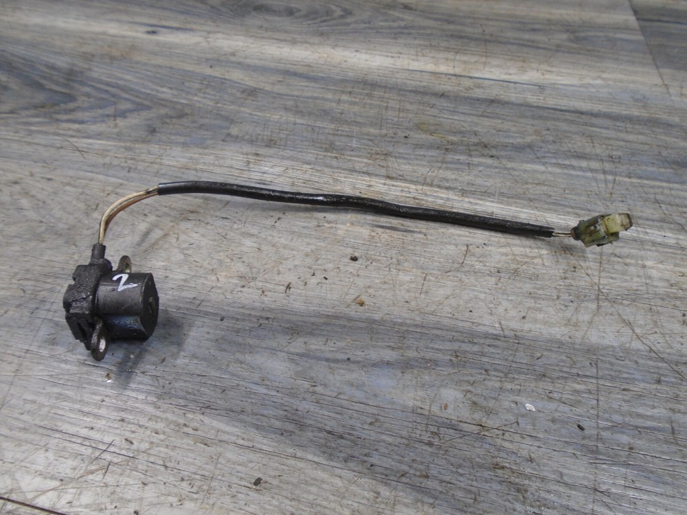 1996 96 Arctic Cat EXT 580 Snowmobile Engine Pickup Sensor #2