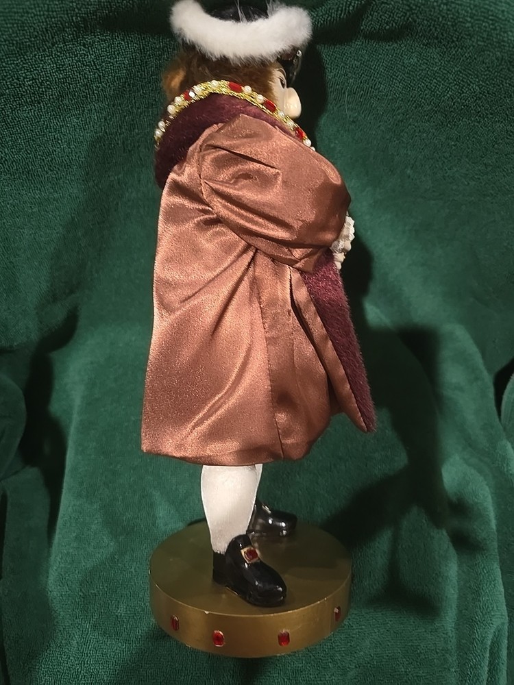 Vintage Henry The Eighth Nutcracker 2005 Nutcracker Village 14”tall