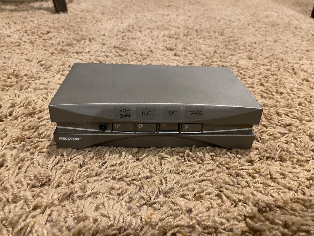 Recton 4-Input 1-Output AV Selector Switch RCA Composite S-Video