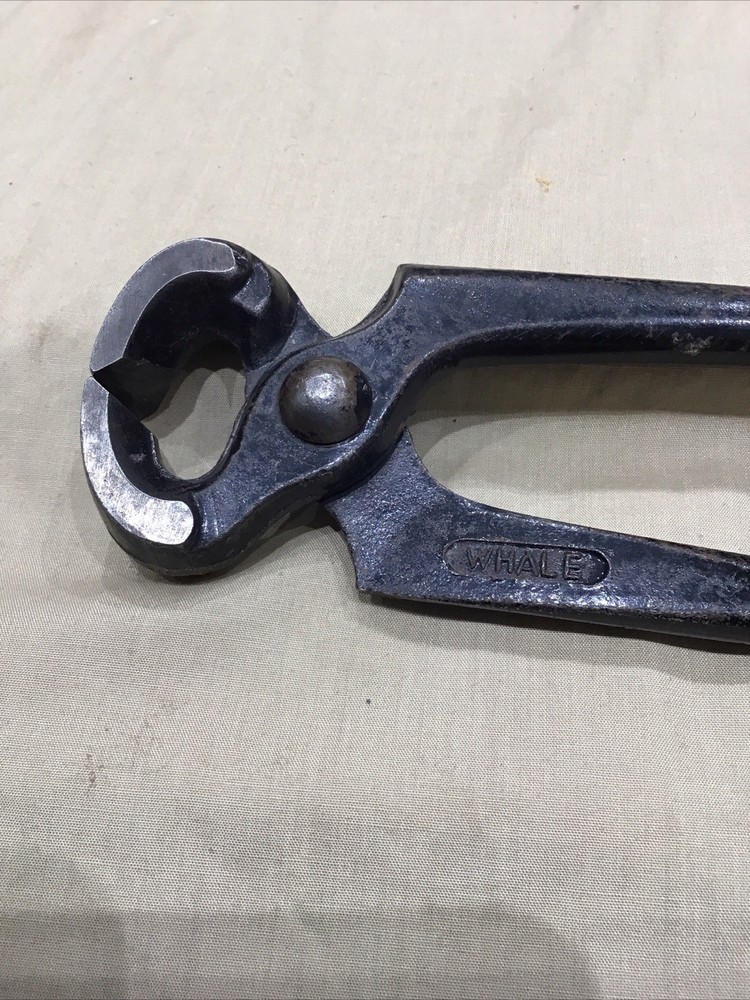 Whale Pincers 8”