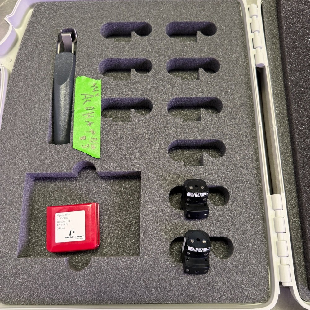 PerkinElmer EnVision 2105-0010 Plate Reader Dual Detector w/ Stacker & Software