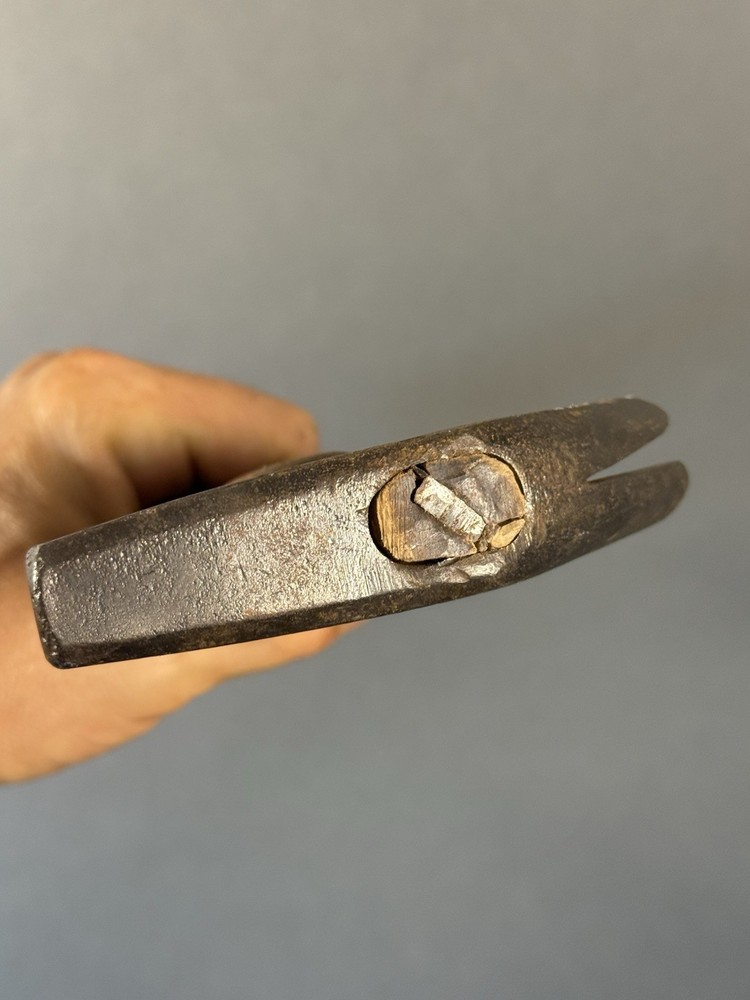 HELLER BROS. FARRIER'S CLAW HAMMER With Handle.