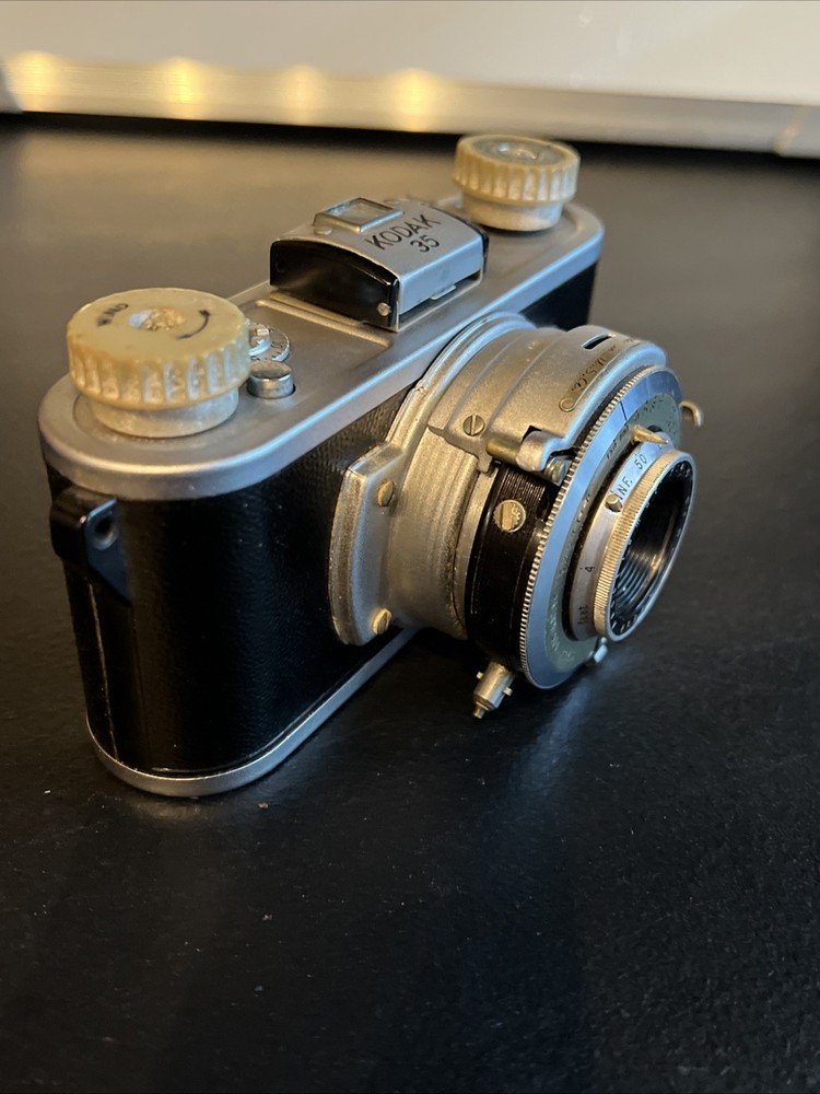 KODAK 35 F 4.5 Flash Diomatic Shutter With Case Untested As-Is